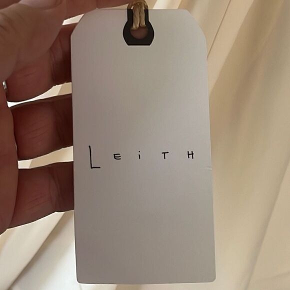 NWT Leith Nordstrom Off The Shoulder Long Sleeve Flowy Ivory Top Small - Picture 11 of 11